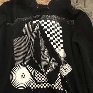 Volcom pull over hoodie